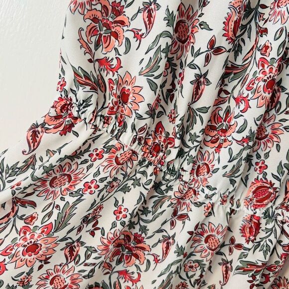 Voy 1X floral print peplum pleated cap sleeve ruffle neck blouse - Picture 5 of 10